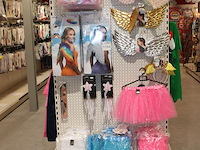 Carnavalsverkleedaccessoires w.o. vleugels, engelsets, tutu's en tiara's. - afbeelding 2 van  2