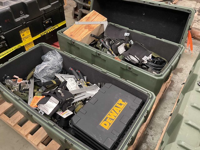 Carpenter’s hand tool kit - afbeelding 9 van  10