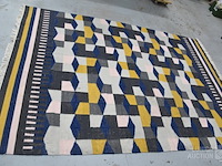 Carpet - afbeelding 2 van  4