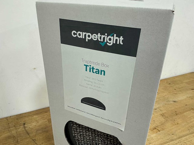 Carpetright - traptegels titan - afbeelding 1 van  1