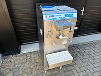 Carpigiani - labotronic 20 30 dgt - ijsmachine - afbeelding 1 van  9