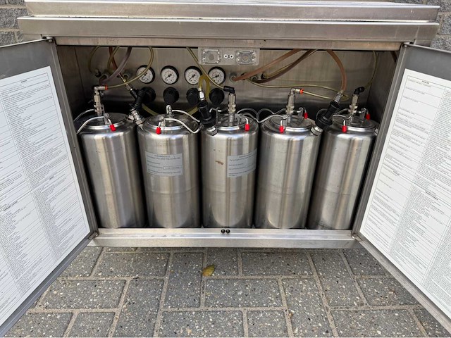 Carpigiani - softijs + milkshake 3840 - ijsmachine - afbeelding 7 van  7