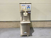 Carpigiani aes 261 / psp-df ijsmachine - afbeelding 1 van  7