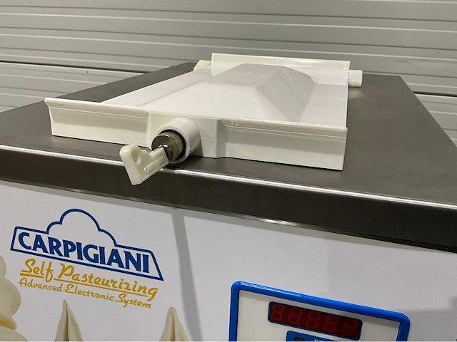 Carpigiani aes 261 / psp-df ijsmachine - afbeelding 5 van  7