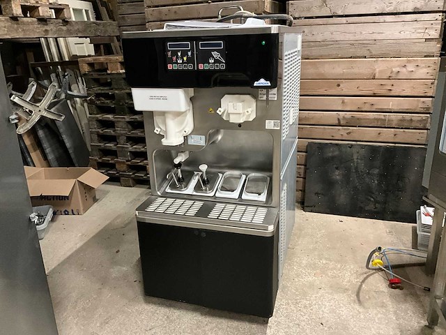 Carpigiani gk3 et psp df m softijsmachine - afbeelding 1 van  13