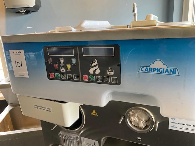 Carpigiani ic60371 soft ijsmachine - afbeelding 6 van  11
