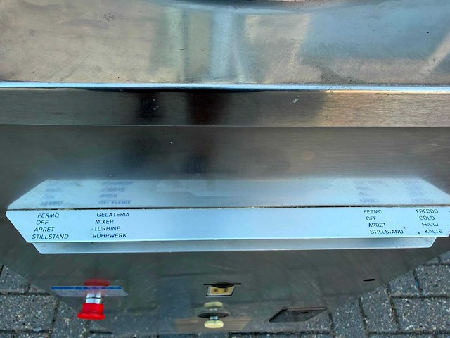 Carpigiani l40 bokvriezer ijsmachine - afbeelding 7 van  8