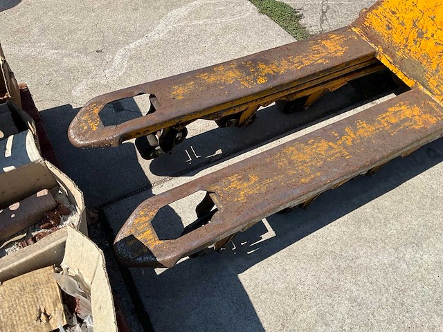 Carr eff hand hydraulische palletwagen (3x) - afbeelding 2 van  5