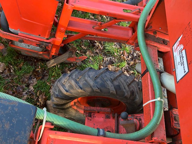 Carraro msk4b maiszaaimachine 4-rijig - afbeelding 9 van  11