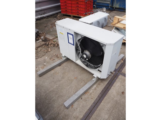 Carrier - afbeelding 2 van  8