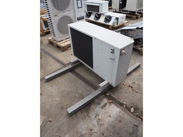 Carrier - afbeelding 4 van  8
