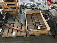 Carrosserie onderdelen - afbeelding 1 van  4