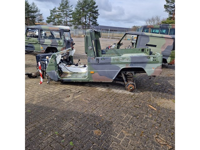 Carrosserie tbv personenvoertuig, mercedes-benz, g-klasse - afbeelding 27 van  30