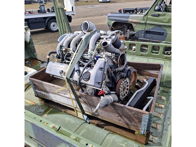 Carrosserie tbv personenvoertuig, mercedes-benz, g-klasse - afbeelding 27 van  43