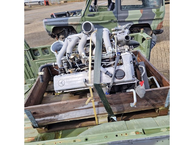 Carrosserie tbv personenvoertuig, mercedes-benz, g-klasse - afbeelding 29 van  43