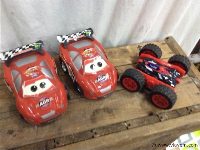 Cars +… - afbeelding 1 van  2