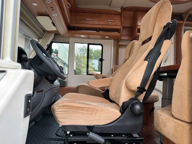 Carthago chic c-line i 4.2f 136pk 2011 camper / kampeerwagen, klk-90-s - afbeelding 22 van  59