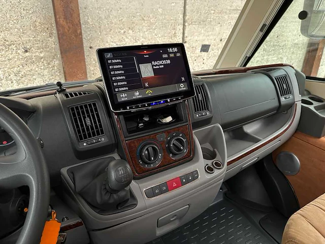 Carthago chic c-line i 4.2f 136pk 2011, klk-90-s - afbeelding 18 van  59