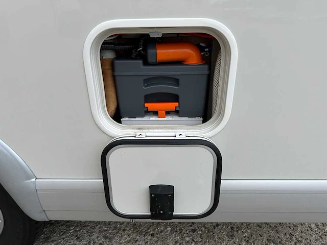 Carthago chic c-line i 4.2f 136pk 2011, klk-90-s - afbeelding 28 van  59