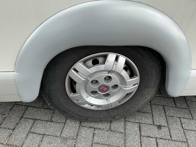 Carthago chic c-line i 4.9 camper - afbeelding 49 van  49