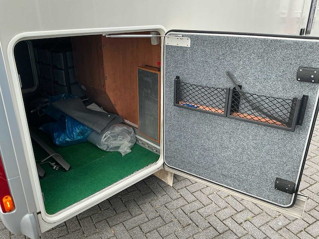 Carthago chic c-line i 4.9 camper - afbeelding 45 van  49