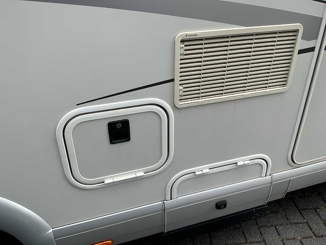 Carthago chic c-line i 4.9 camper - afbeelding 22 van  49