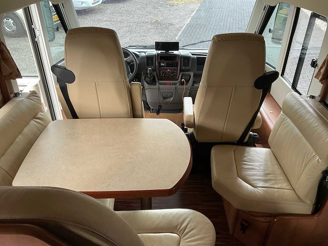 Carthago chic c-line i 4.9 camper - afbeelding 28 van  49