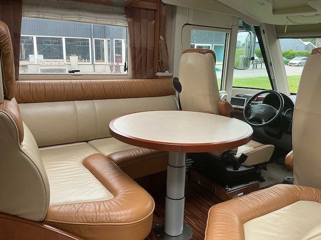 Carthago chic s plus 50 camper - afbeelding 9 van  64