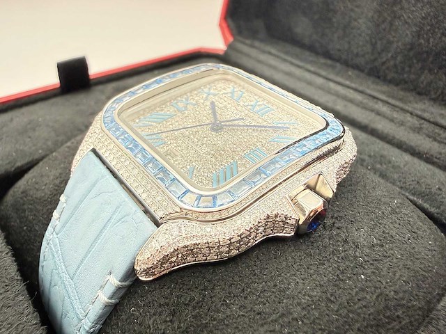 Cartier santos "large" | iced out naturel diamonds | light blue - afbeelding 2 van  6