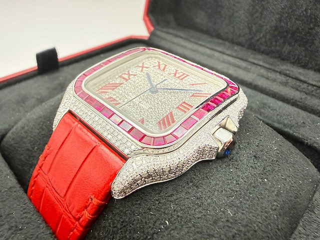 Cartier santos "large" | iced out naturel diamonds | red - afbeelding 1 van  5