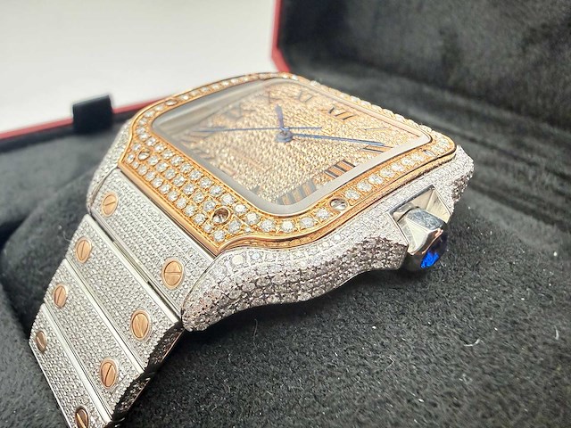 Cartier santos | wssa0018 | steel / rose gold | full iced out with natural diamonds | 2025 - afbeelding 12 van  13
