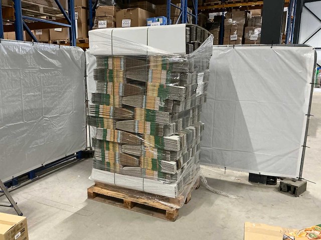 Carton boxes (1300x) - afbeelding 5 van  6