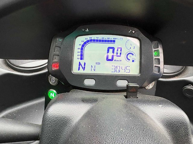 Carver - 100% elektrisch - br1 - microcar - afbeelding 9 van  19