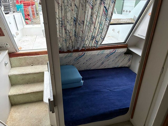 Carver - 1990 - 27 fly bridge - motorjacht - afbeelding 13 van  26