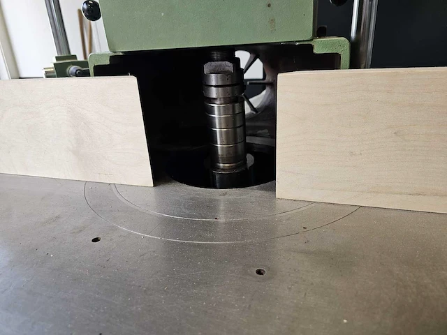Casadei f121-t-l freesmachine met pennenstreek - afbeelding 14 van  18