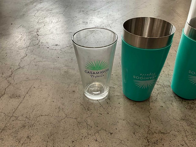 Casamigos - cocktail shaker set - barbenodigdheden (100x) - afbeelding 2 van  4