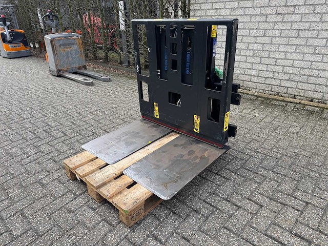 Cascade - fem 3 push & pull - forklift accessory - afbeelding 1 van  7