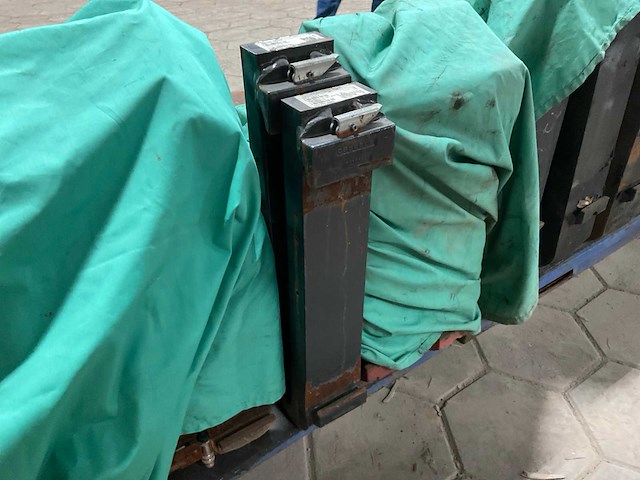 Cascade f2 heftruck vorken - afbeelding 1 van  6