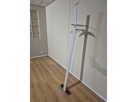 Cascando - design kapstok - standalone - coat stand - afbeelding 3 van  7