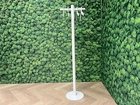 Cascando pole - design garderobe