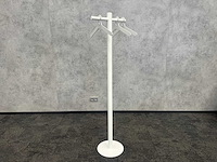 Cascando pole - garderobestandaard met 3 hangers - afbeelding 1 van  5