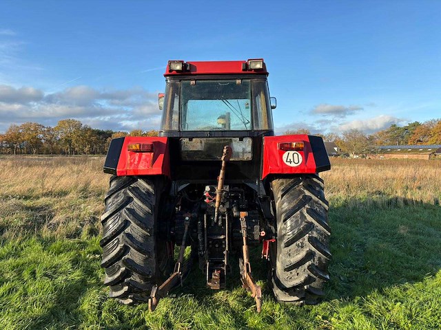 Case - 1455 xl - 4-wheel drive tractor - 1988 - afbeelding 11 van  17