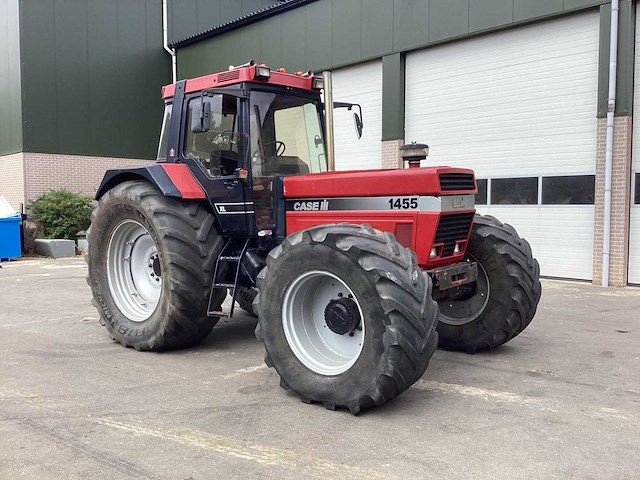 Case - 1995 - 1455 - vierwielaangedreven landbouwtractor - afbeelding 1 van  31