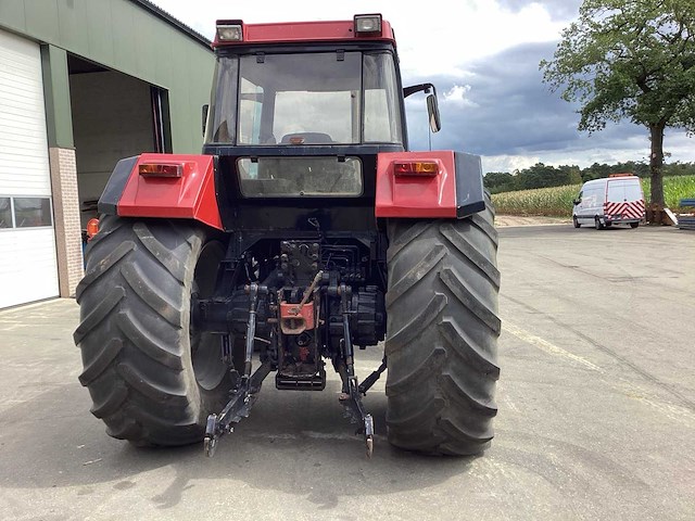 Case - 1995 - 1455 - vierwielaangedreven landbouwtractor - afbeelding 31 van  31