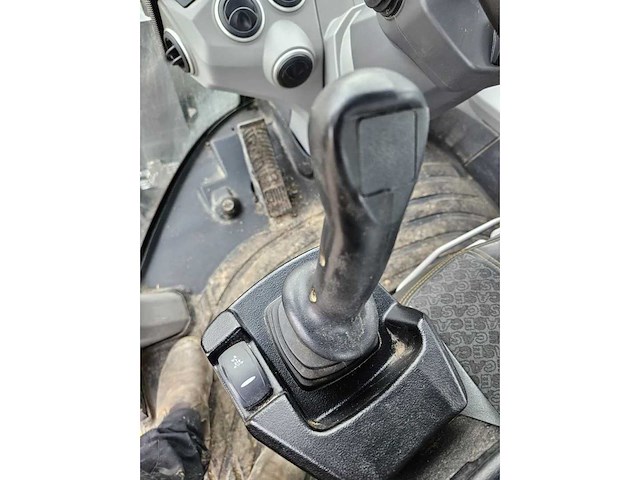 Case - 2019 - 821g - shovel 4x4 - afbeelding 4 van  24