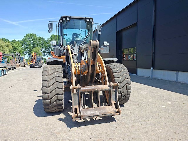 Case - 2022 - 721g - shovel - afbeelding 4 van  37