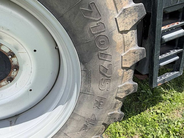 Case - optum 270 cvx - vierwielaangedreven landbouwtractor - afbeelding 7 van  19