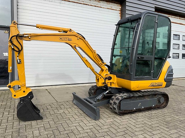Case 31 rupsgraafmachine - afbeelding 1 van  6