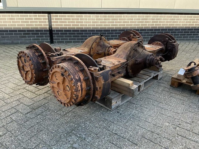 Case 621 / 721 / 821 wiellader zf assen & cilinders - afbeelding 2 van  9