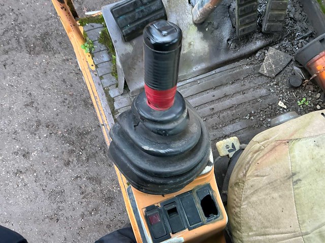 Case 688b-p banden graafmachine - afbeelding 20 van  40